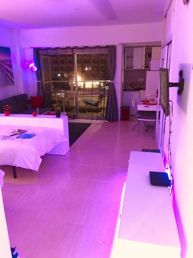 Appartement 1st lign on the beach Fuengirola Extérieur photo